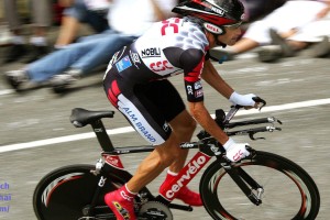 德罗赞拼尽全力诠释孤胆英雄 加时致命助攻导演逆转绝杀好戏