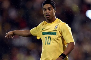 王大雷盛赞王钰栋首秀闪耀，解析塞鸟磨合挑战，国足新周期启航现曙光