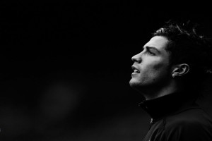 极限操作引爆盛夏电竞场，橙汁真大腿联手队友丝血翻盘助YTG逆天改命